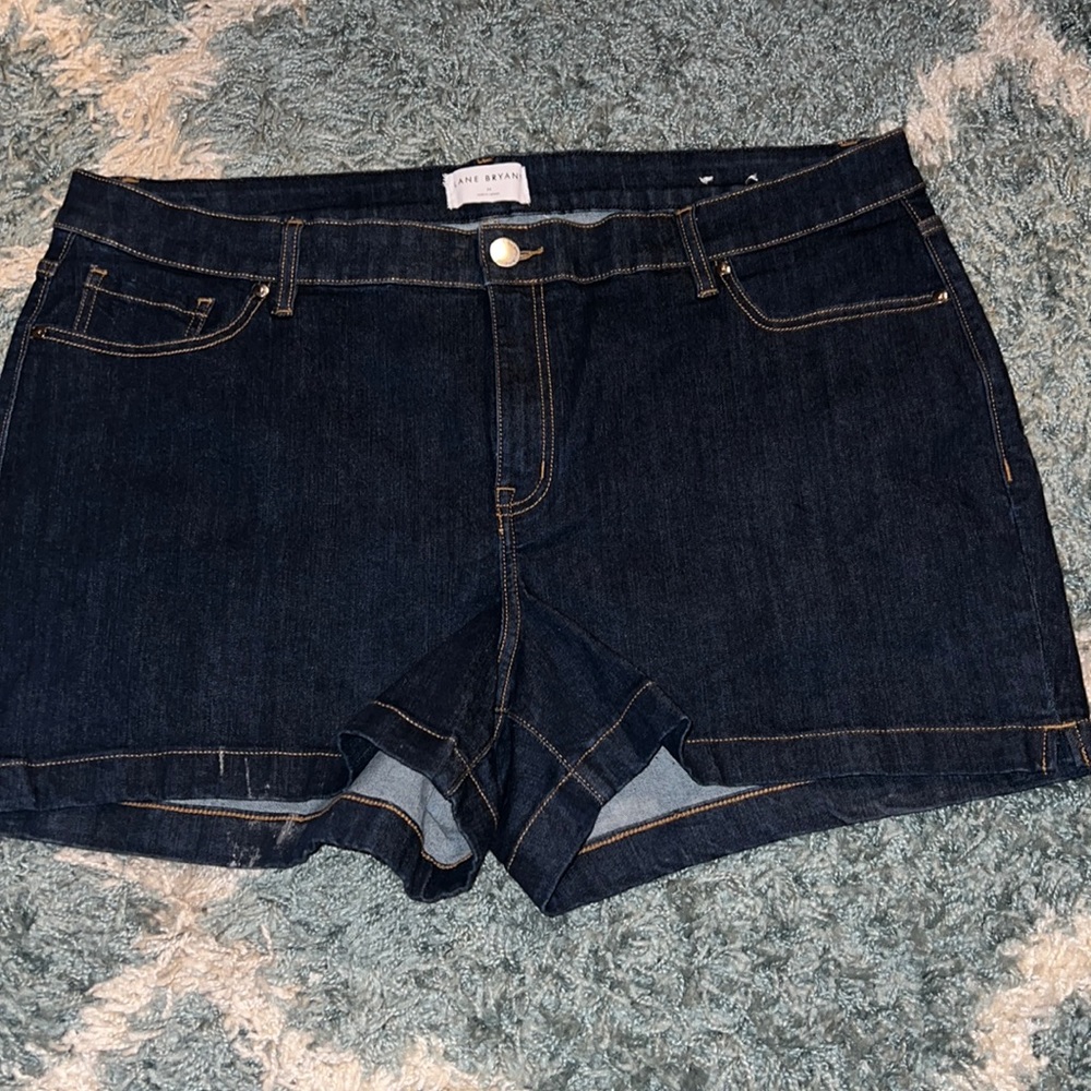 Lane Bryant denim shorts size 24